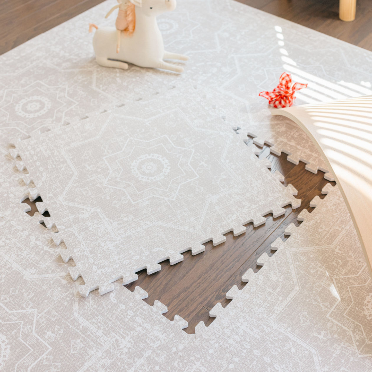 Little Landings Play Mat | Layla