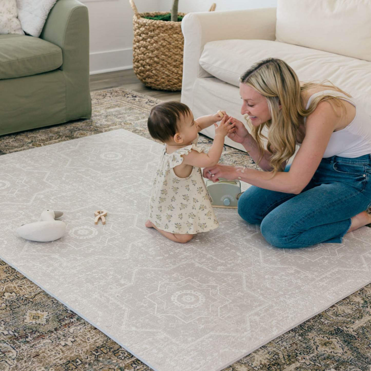 Little Landings Play Mat | Layla